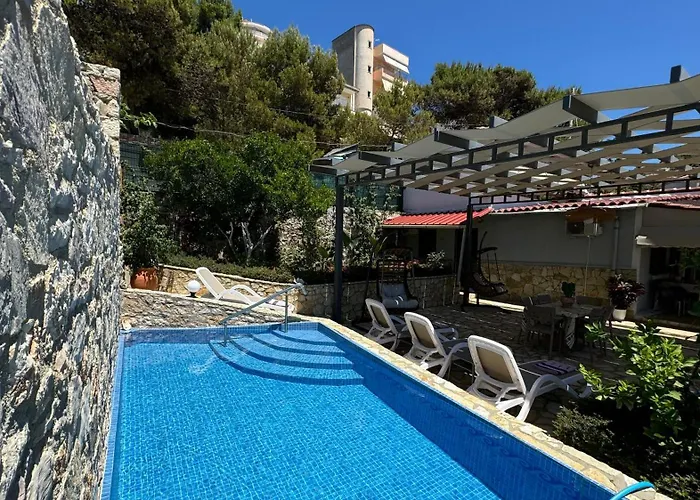 Dolce Vita Villa